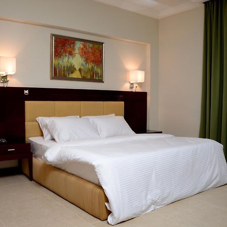 Check Inn Hotel Abuja Extérieur photo