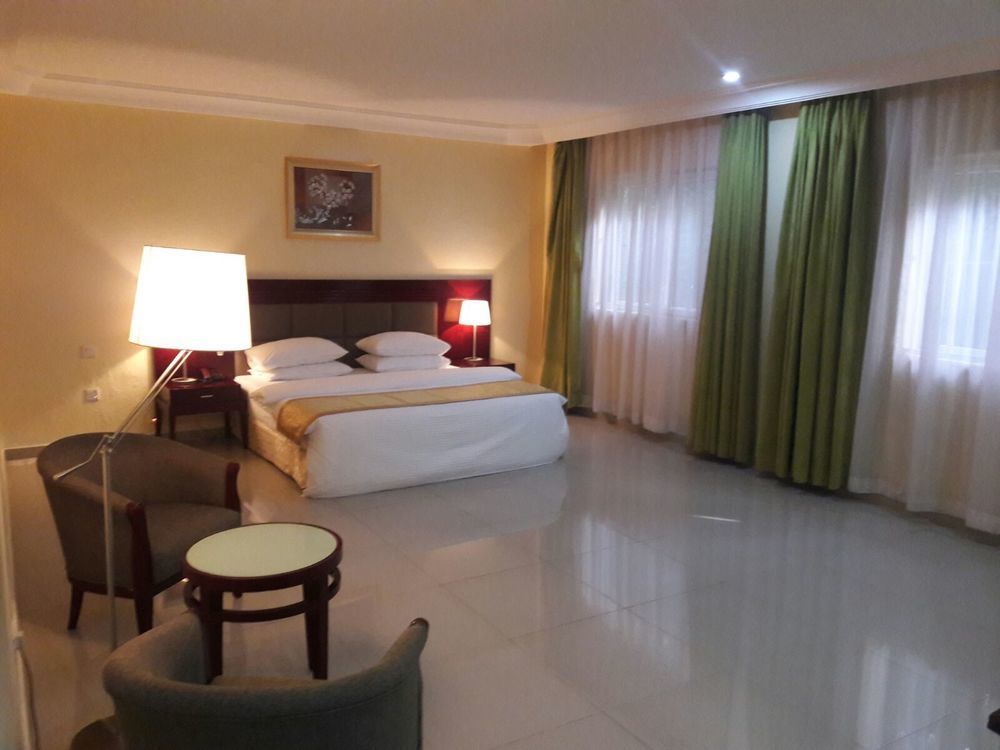 Check Inn Hotel Abuja Extérieur photo