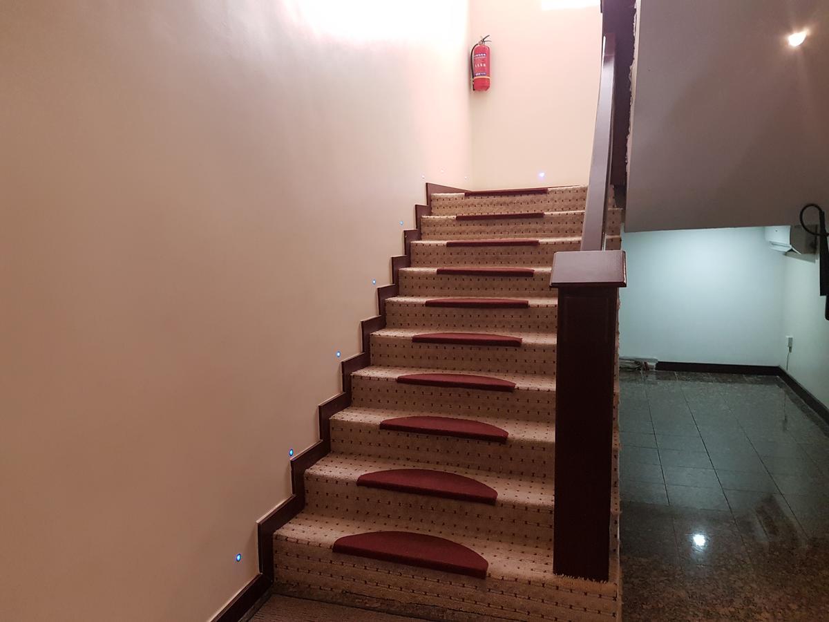 Check Inn Hotel Abuja Extérieur photo
