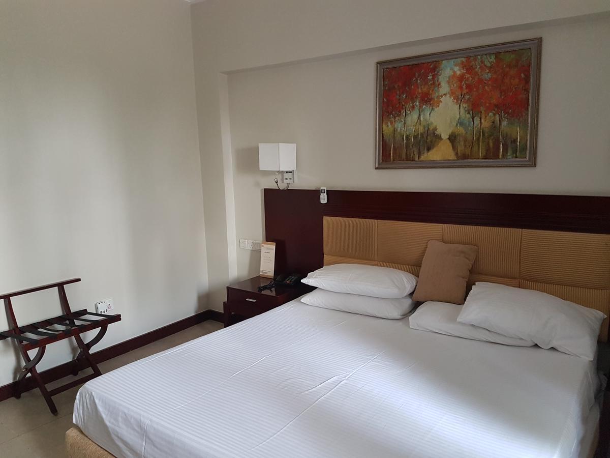 Check Inn Hotel Abuja Extérieur photo
