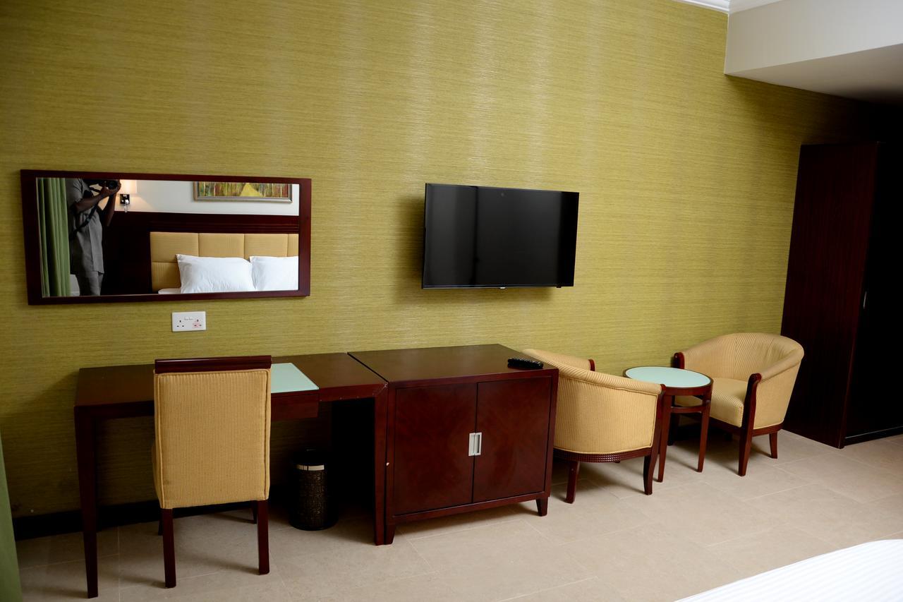 Check Inn Hotel Abuja Extérieur photo