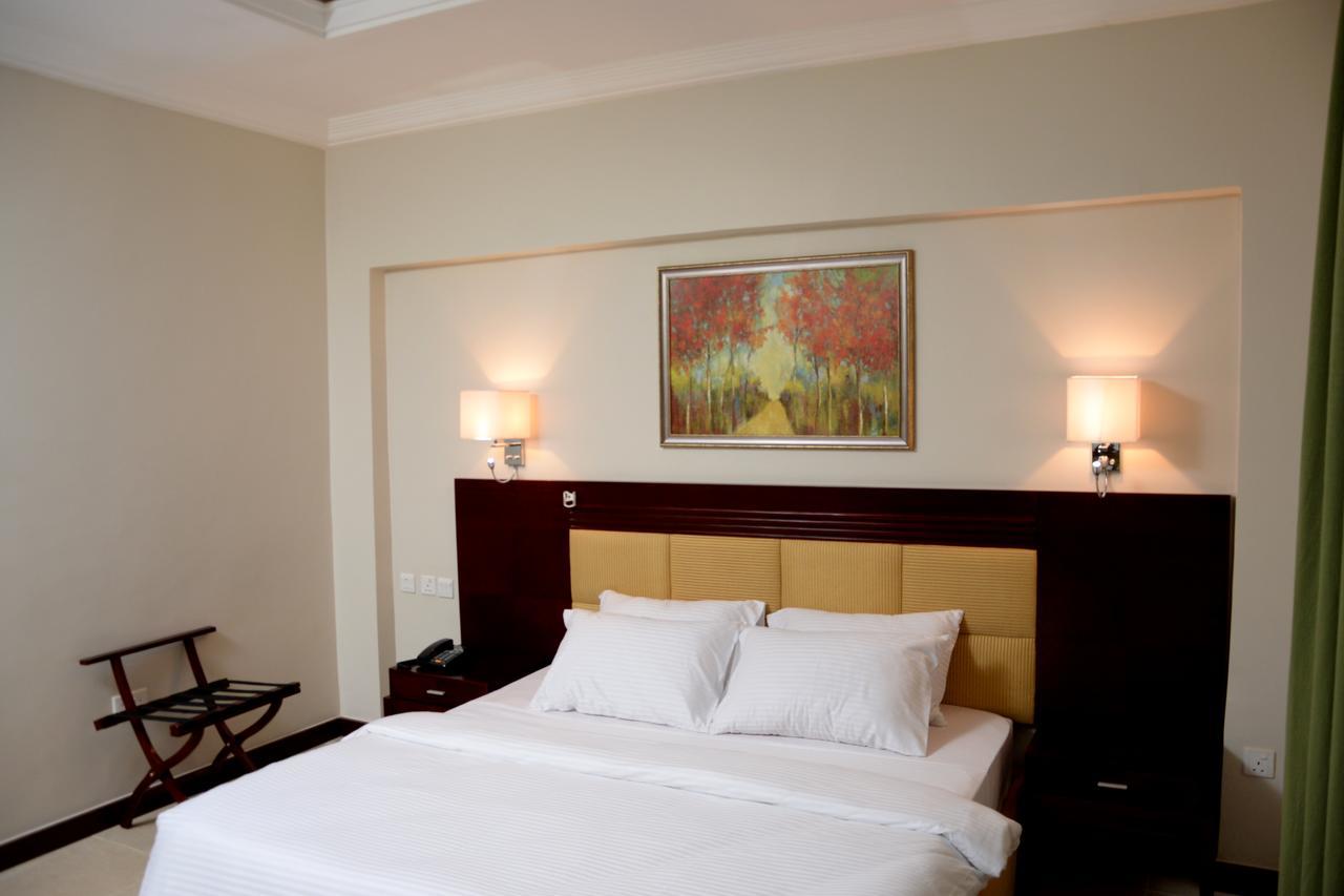 Check Inn Hotel Abuja Extérieur photo